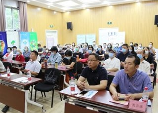 聆听抗疫故事    感受榜样力量 