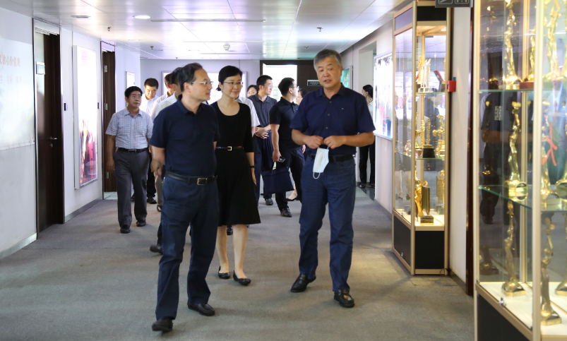 省委常委、省委宣传部部长于杰到星空（中国）调研指导